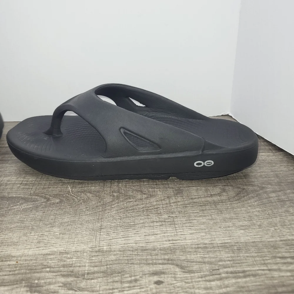 Oofos OOriginal Recovery Sports Sandals Flip Flops Shoes M8 W11 Black